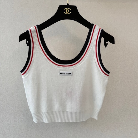 Meet the Posher Tops - Miu Miu simple round-neck knitted tank top